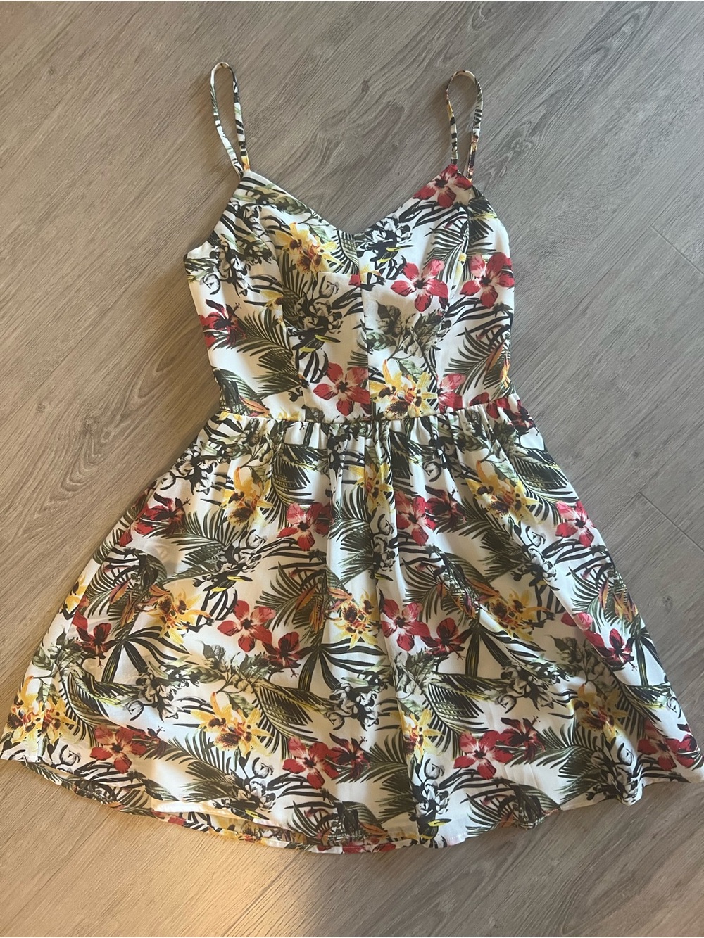 Dynamite White Tropical Floral Spaghetti-Strap Dress